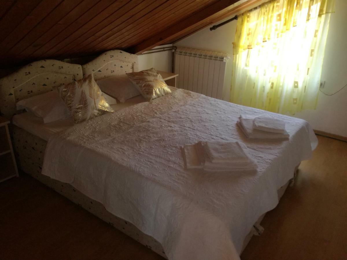 Guest House Vila Bak Будва Екстериор снимка