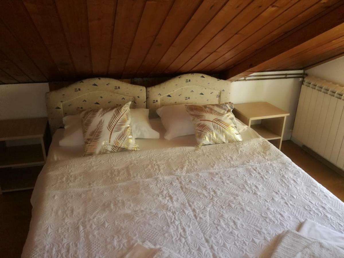 Guest House Vila Bak Будва Екстериор снимка